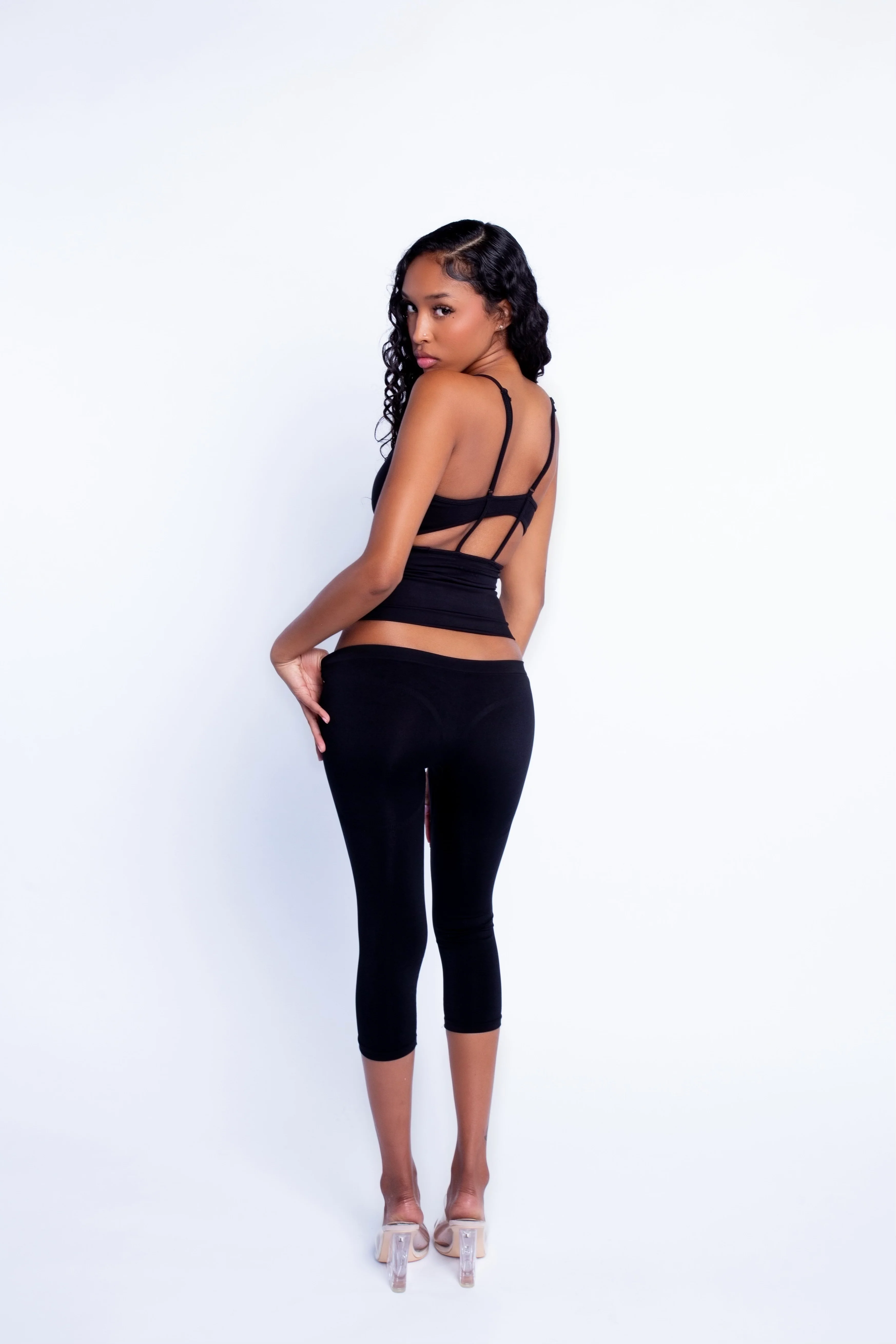 Seamless LowRise Capris (Black) - Image 3